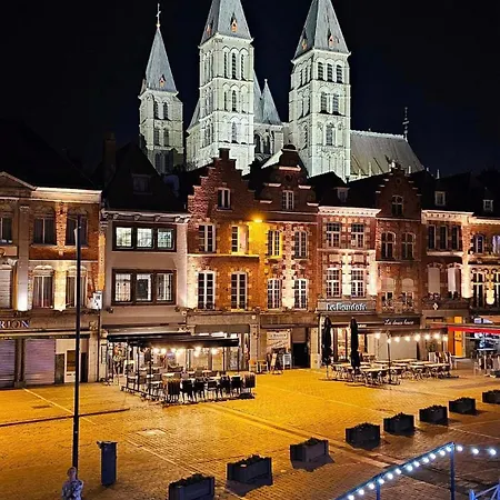 Agora Tournai Wellness Suites Grand-Place *