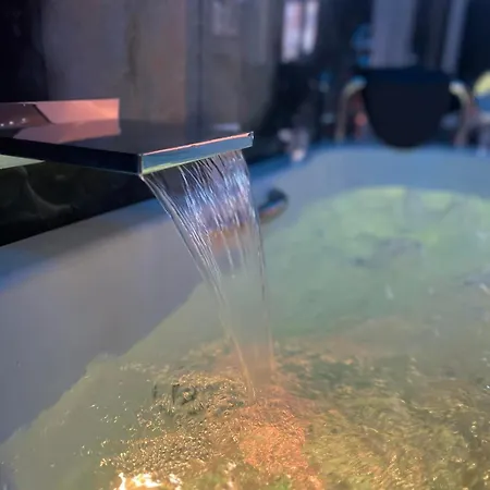 Agora Wellness Grand-place 4*