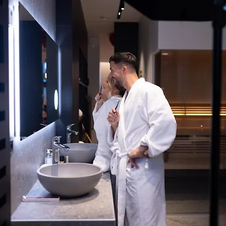 Oda ve Kahvaltı Agora Wellness Grand-place Tournai