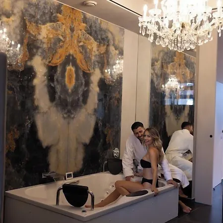 Agora Wellness Grand-place Bed & Breakfast 4*