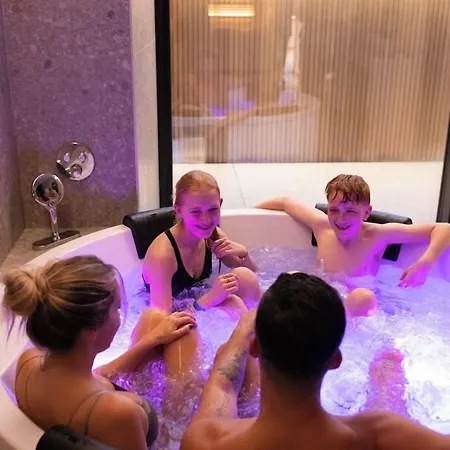 Oda ve Kahvaltı Agora Wellness Grand-place 4*